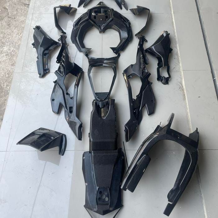 Set of 4 parts custom and carbon ZX25R ZX25RR ZX4RR | Indo4ward