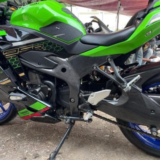 DeltaBox Cover Carbon Kevlar Frame ZX25R ZX25RR ZX4RR | Indo4ward