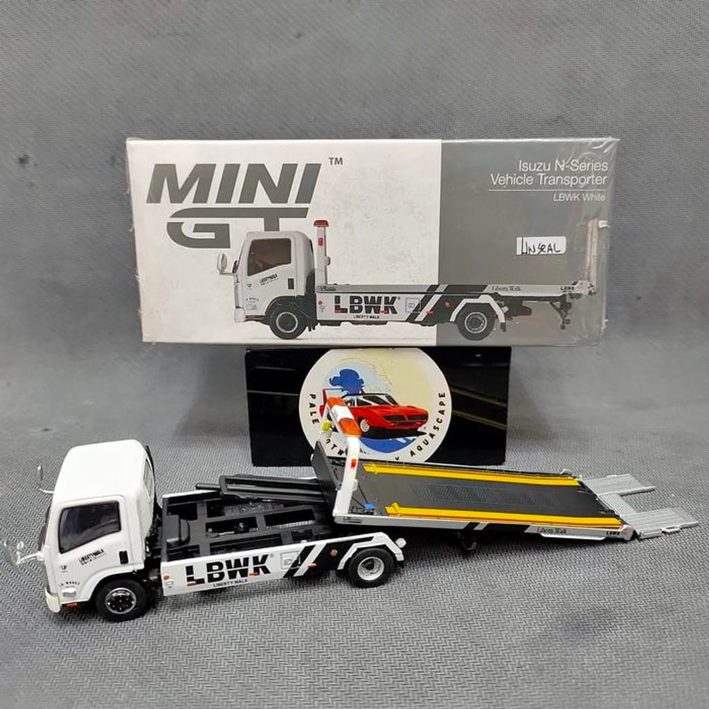 MINI GT TOWING ISUZU N-SERIES VEHICLE TRANSPORTER LBWK WHITE