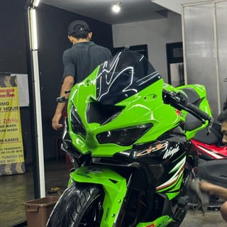 Under Cowl Belly Pan ZX25R A-TECH K25791 | Indo4ward