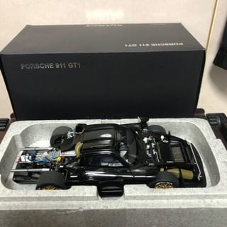 1/18 AUTOART PORSCHE 911 GT1 1997 PLAIN BLACK | Indo4ward