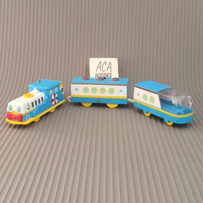 Donald Duck Takara Tomy Plarail Series Tokyo Disney Resort Train ...