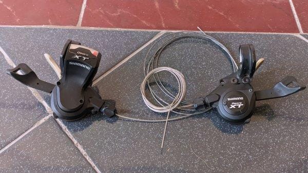 Deore XT M770 3 x 9 speed Japan shifter - right only | Indo4ward