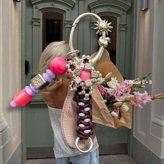 preview image 4