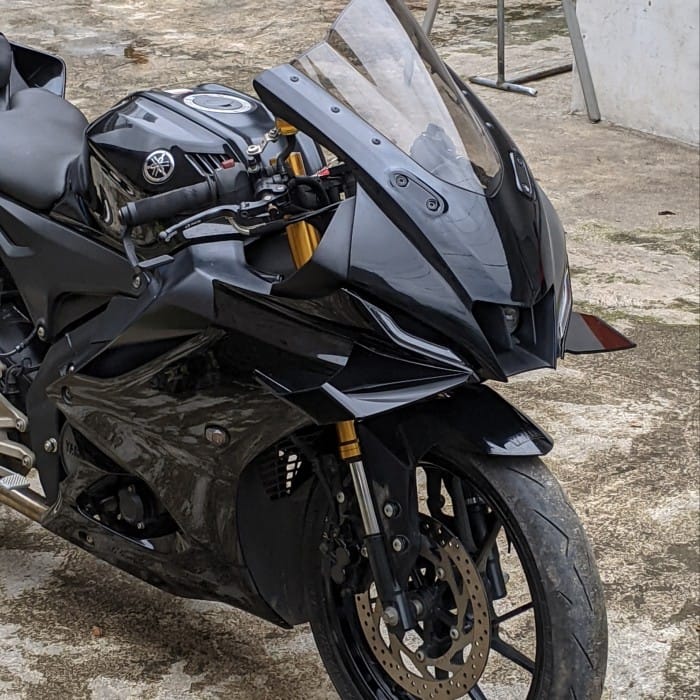 R15 v4 sales