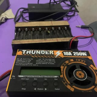 Hota Thunder 10A 250W balance charger complete with Sky Rc adapter