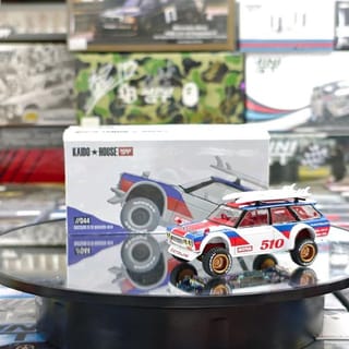 Mini GT Kaido House Datsun Kaido Fairlady Z Motul V2 Red KHMG036