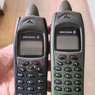mobile phone Ericsson shark r310s | Indo4ward